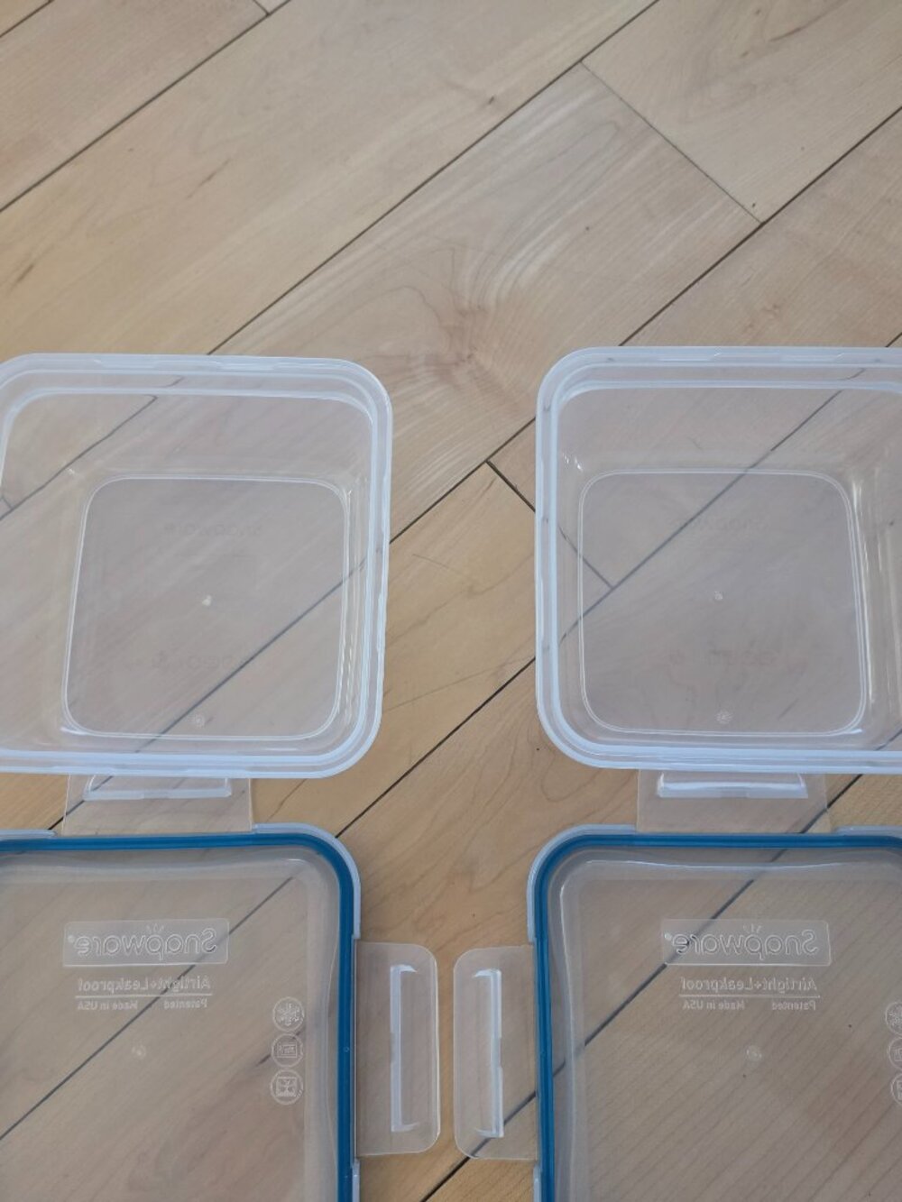 Snapware rectangle 2 plastic containers - Picture 5 of 9